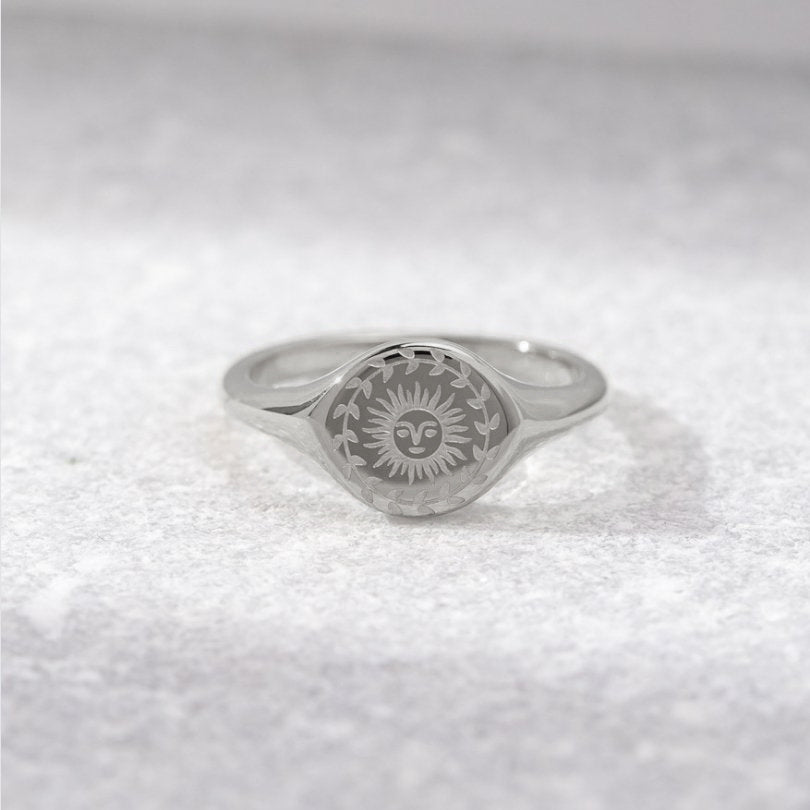 Bague en or pour le solstice d&