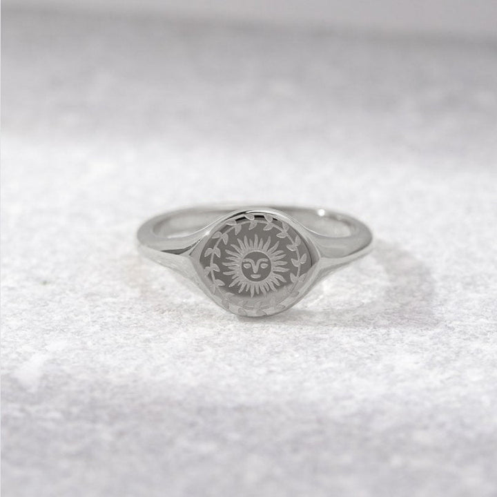 Bague en or pour le solstice d&